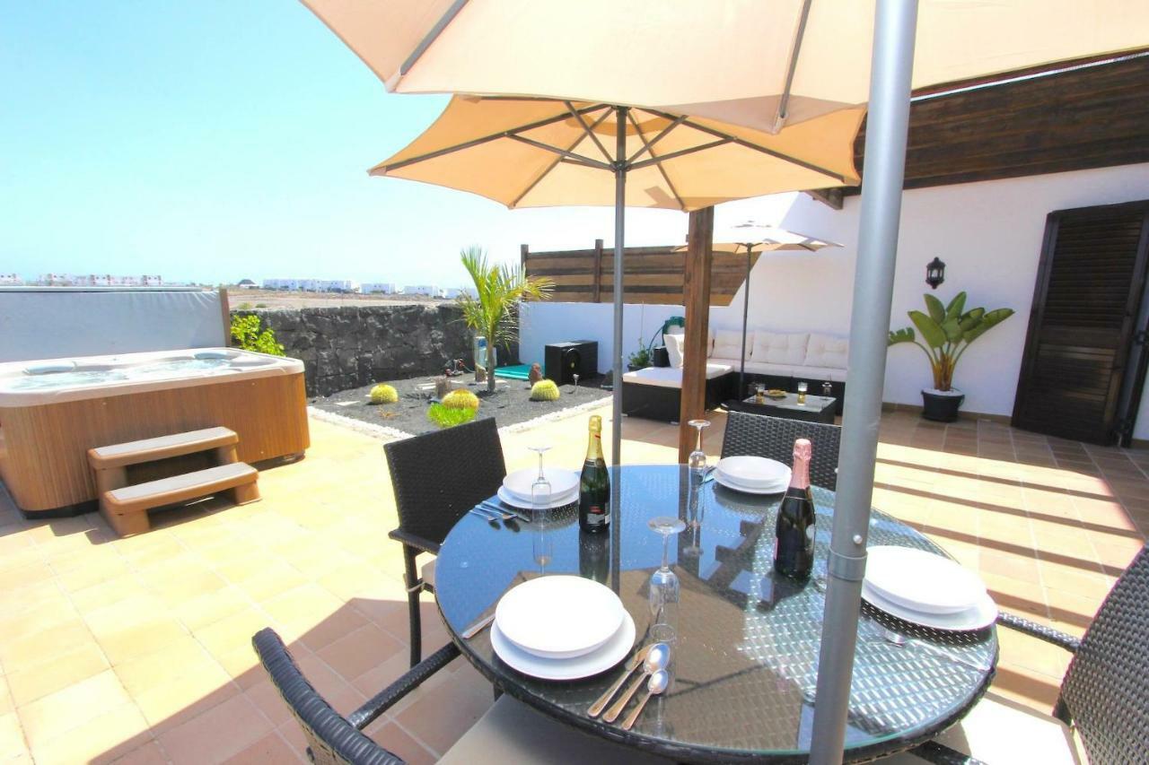 Villa Emma Playa Blanca Eksteriør bilde